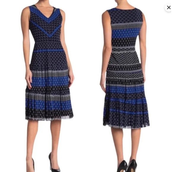 T Tahari Sz S Summer Tank Midi Dress Tiered Skirt Sheer Overlay Blue Scarf Print - Picture 10 of 10